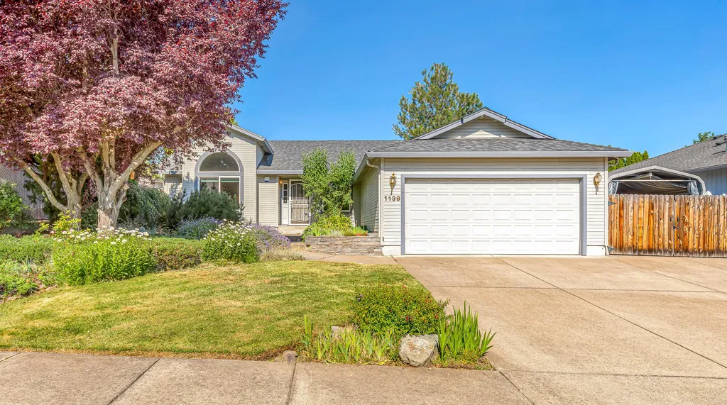 1139 Valley View Drive Medford OR 97504