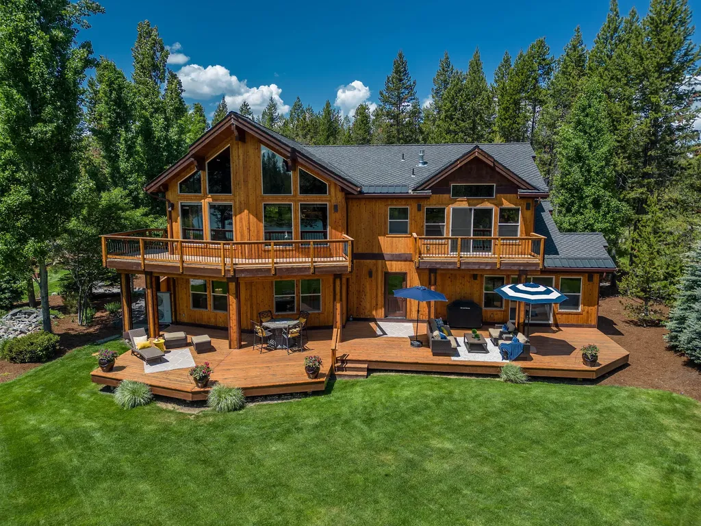 16847 Pony Express Way Bend OR 97707