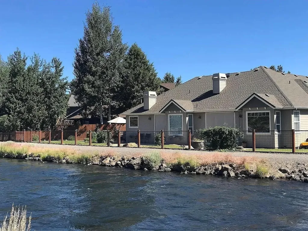 61189 Ridgewater Loop Bend OR 97702