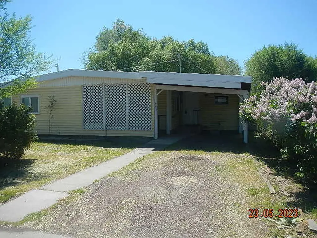 860 NW 9th Street Prineville OR 97754