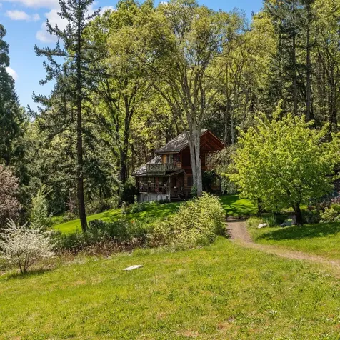 11750 Hillcrest Road Medford OR 97504