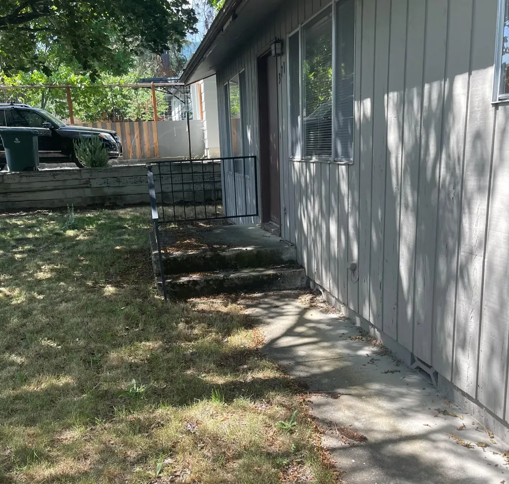 371 Wightman Street Ashland OR 97520