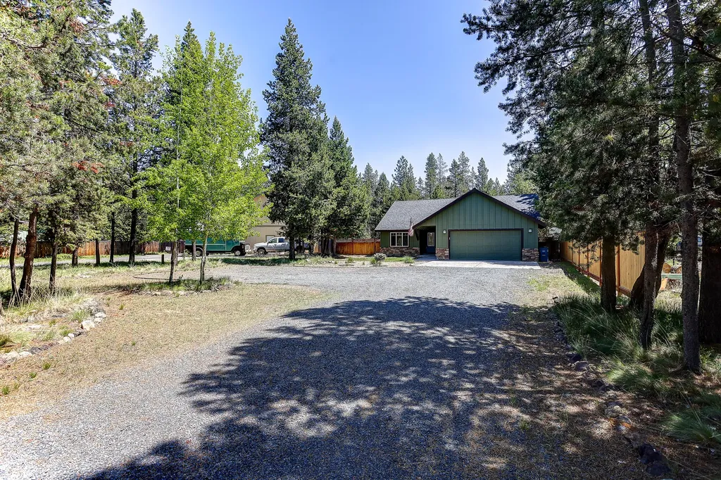 55696 Snow Goose Road Bend OR 97707