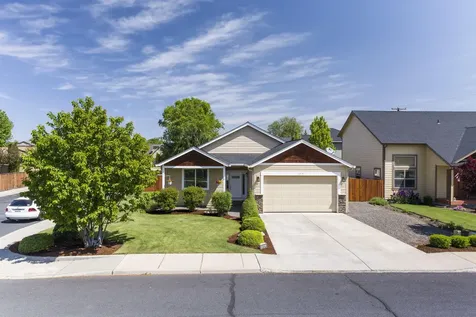 1931 NW Larch Avenue Redmond OR 97756