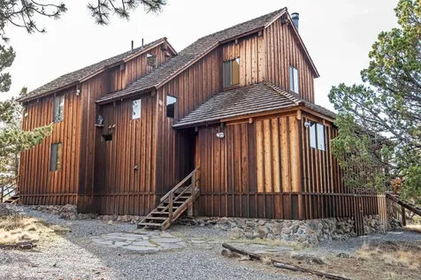 64845 Collins Road Bend OR 97703