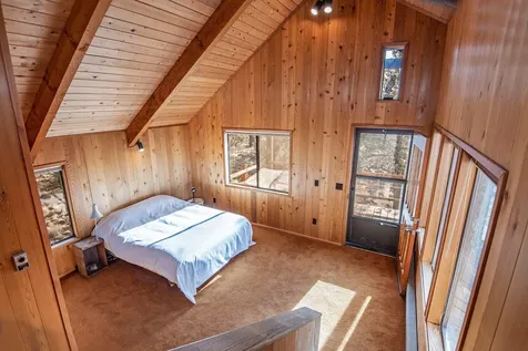 64845 Collins Road Bend OR 97703