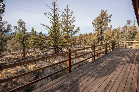 64845 Collins Road Bend OR 97703