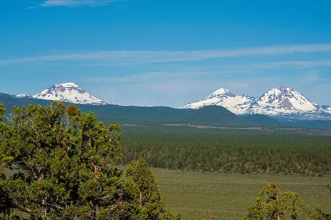 64845 Collins Road Bend OR 97703