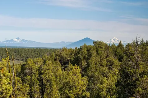 64845 Collins Road Bend OR 97703