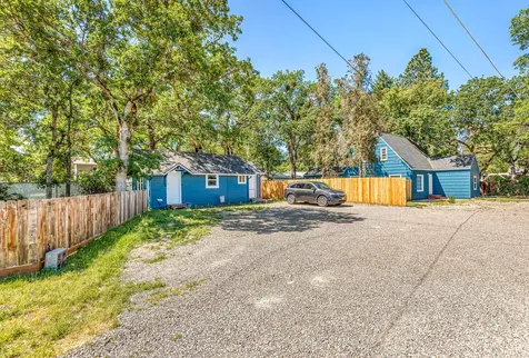 52 Oak Grove Road Medford OR 97501