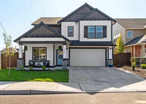 61432 Kobe Street Bend OR 97702
