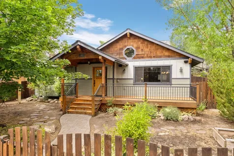 1029 NW 13th Street Bend OR 97703