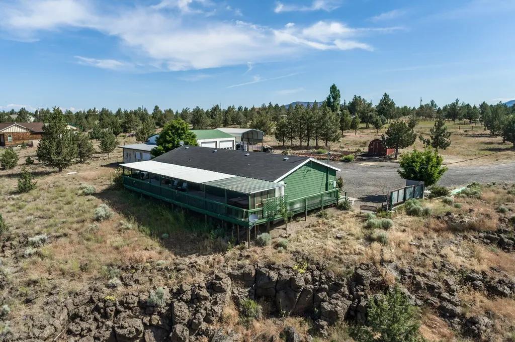 6155 SW Marmot Court Terrebonne OR 97760