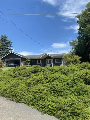 619 3rd Street Rogue River OR 97537