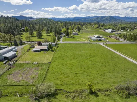 4217 Midway Avenue Grants Pass OR 97527