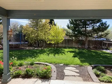 2287 NW 10th Street Redmond OR 97756