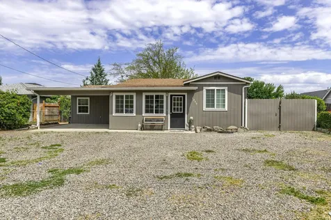 1280 Sweet Road Medford OR 97501