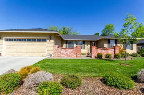 1838 Filmore Drive Medford OR 97504