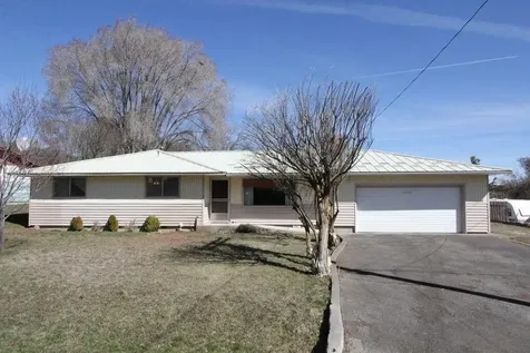 1117 Laurel Street Klamath Falls OR 97601