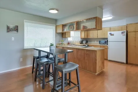 270 NW 19th Street Redmond OR 97756