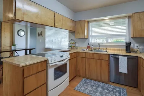 270 NW 19th Street Redmond OR 97756