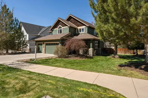 2926 NW Chianti Lane Bend OR 97703