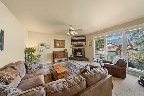 2926 NW Chianti Lane Bend OR 97703
