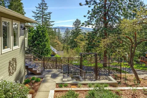 225 Nutley Street Ashland OR 97520