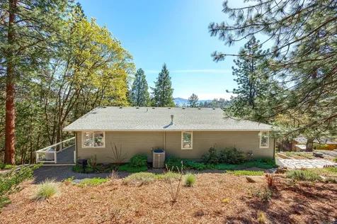 225 Nutley Street Ashland OR 97520