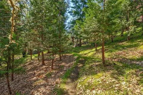 225 Nutley Street Ashland OR 97520