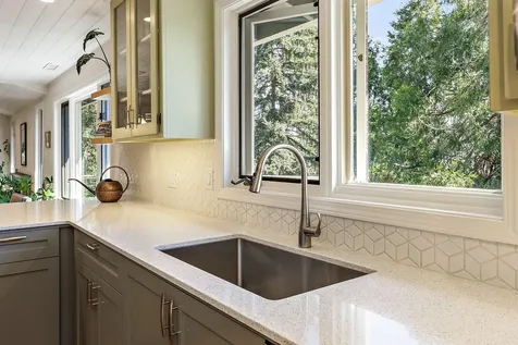 225 Nutley Street Ashland OR 97520