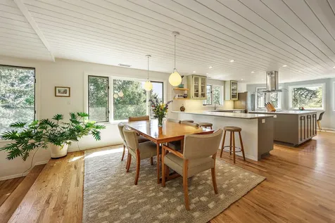 225 Nutley Street Ashland OR 97520