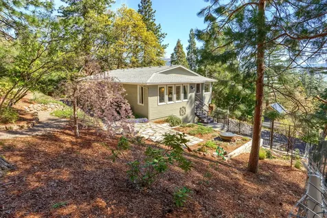 225 Nutley Street Ashland OR 97520