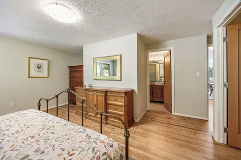 225 Nutley Street Ashland OR 97520