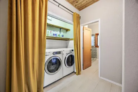 225 Nutley Street Ashland OR 97520