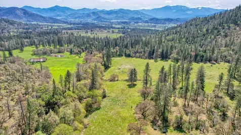 858 Missouri Flat Road Grants Pass OR 97527