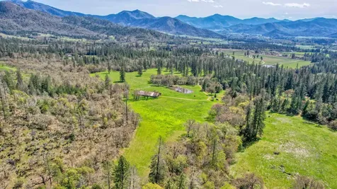 858 Missouri Flat Road Grants Pass OR 97527