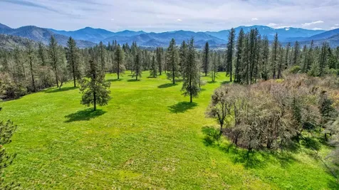 858 Missouri Flat Road Grants Pass OR 97527