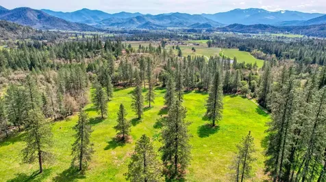 858 Missouri Flat Road Grants Pass OR 97527