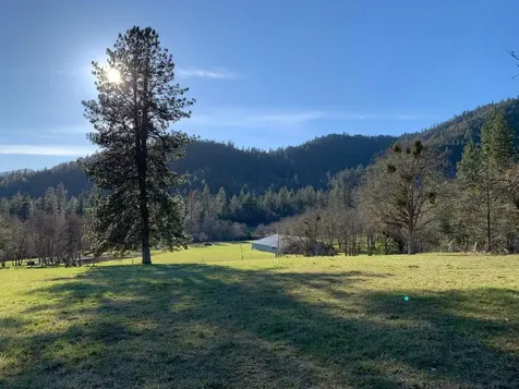 858 Missouri Flat Road Grants Pass OR 97527