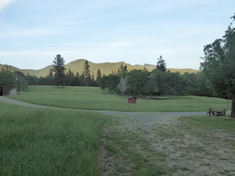 858 Missouri Flat Road Grants Pass OR 97527