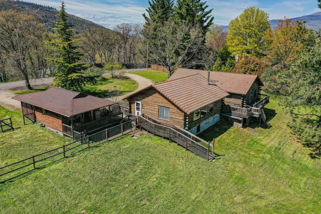 700 Neil Creek Road Ashland OR 97520
