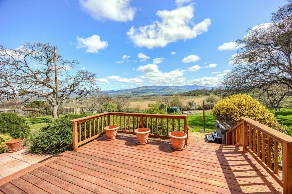 4336 Independence School Road Medford OR 97501