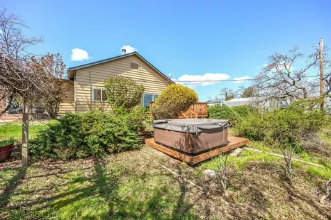4336 Independence School Road Medford OR 97501