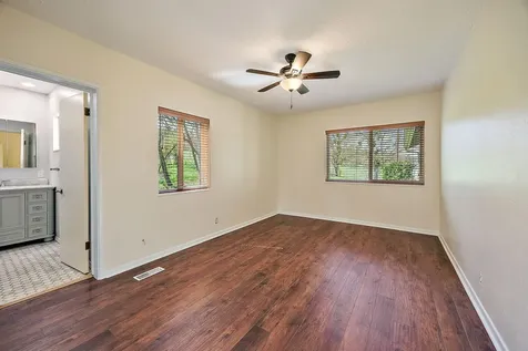 4336 Independence School Road Medford OR 97501