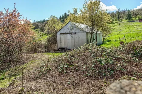 4336 Independence School Road Medford OR 97501