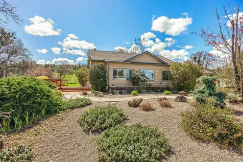 4336 Independence School Road Medford OR 97501