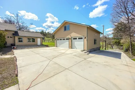4336 Independence School Road Medford OR 97501