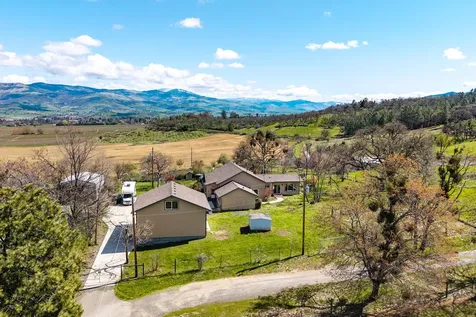 4336 Independence School Road Medford OR 97501