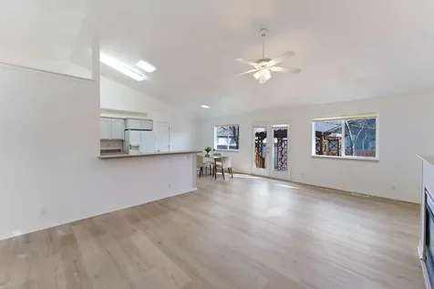 21375 Puffin Drive Bend OR 97701